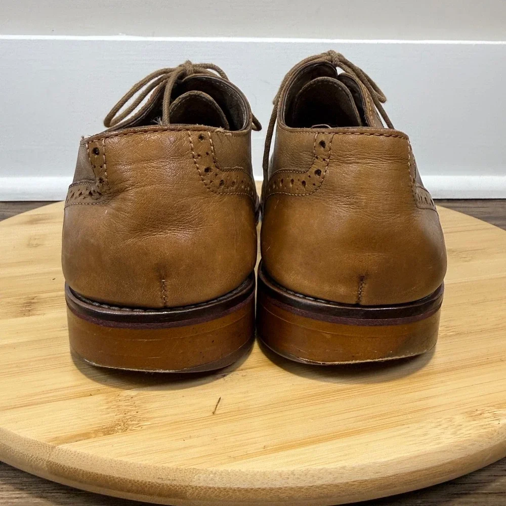 Johnston & Murphy Oxford Mens 8.5M Tan Brogue Cap Toe Classic Preppy Office Wear